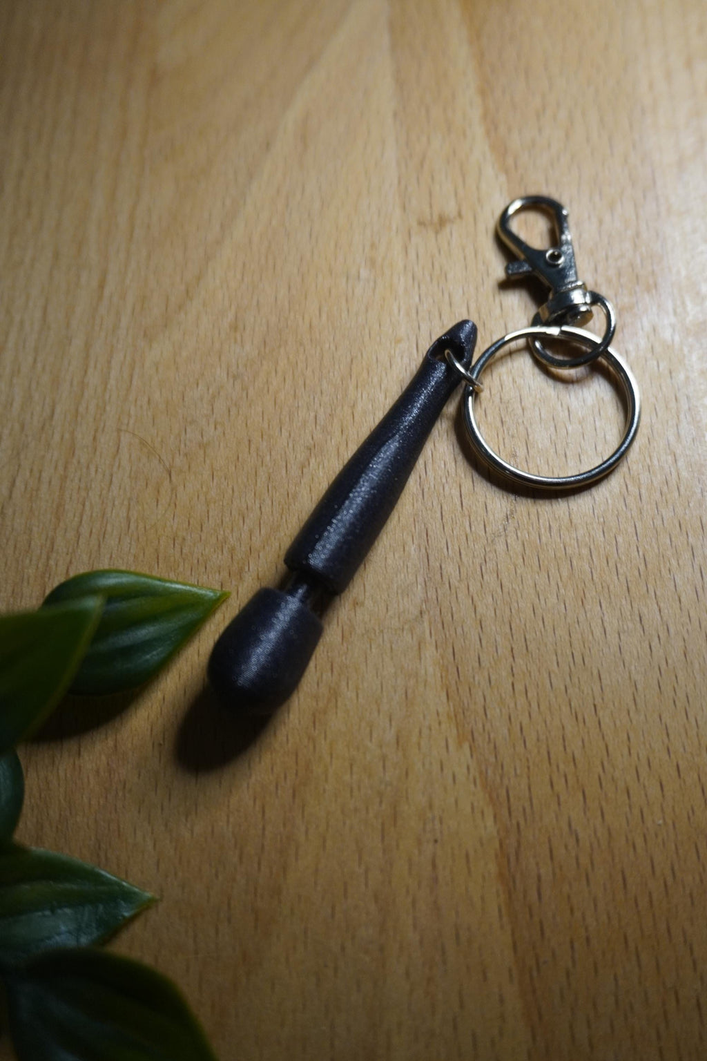 Buzzy-Wand Keychain - Kinky / 3d-Printed Accessory - BDSM / LGBT Gift