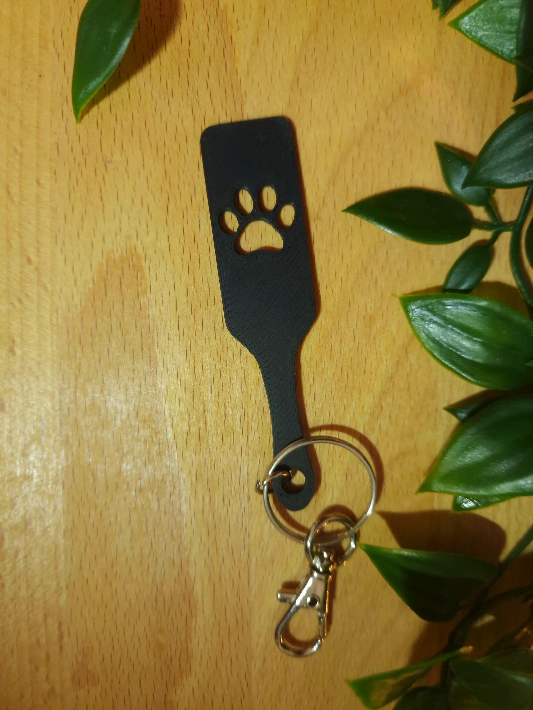 Paw Print Keychain - Pet Play & Furry Kinky BDSM 3d-Printed Accessory (etsy image id: 7703739894)